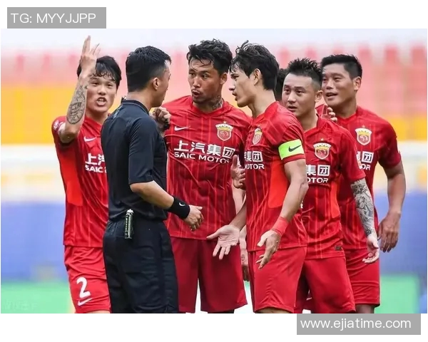 南美杯库恩卡队新援首秀破门球迷欢呼